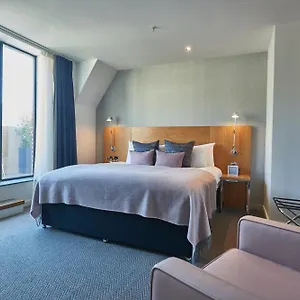Hotel Apex Of