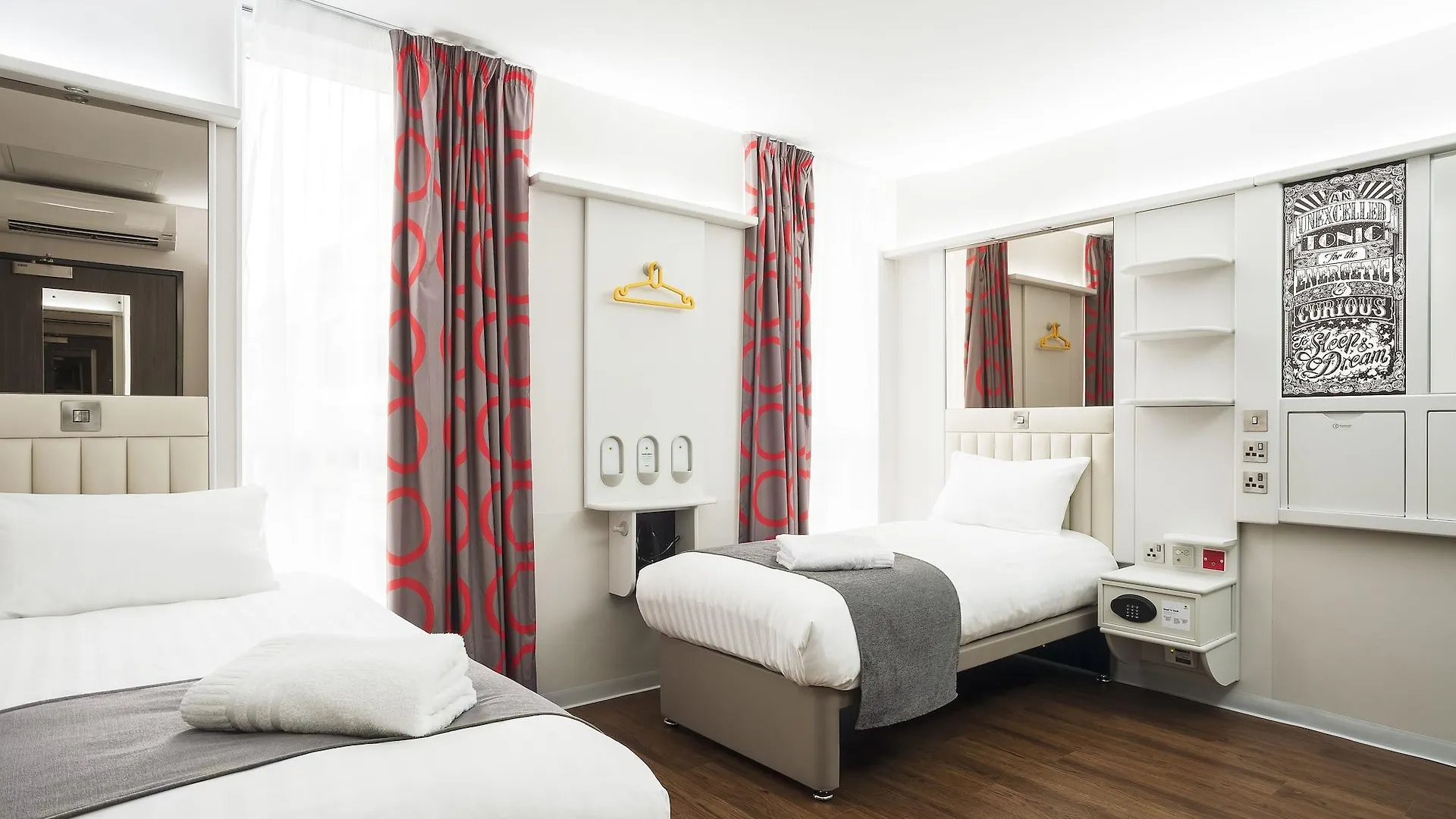 Point A Hotel London Shoreditch 3*,