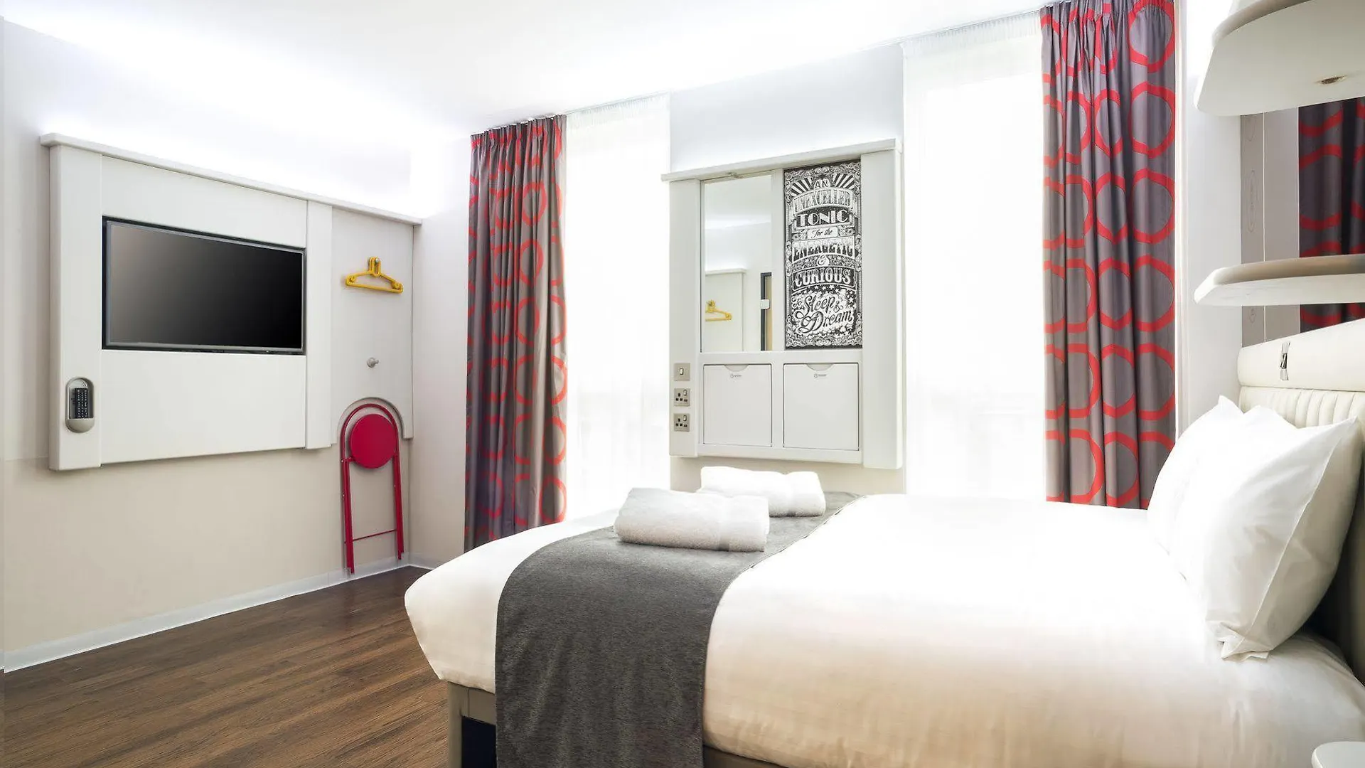 Point A Hotel London Shoreditch 3*,  Storbritannien